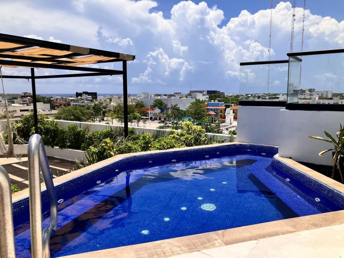 Apartamento Master With Rooftop Pool And Gym Wifi Free Parking Near Playa del Carmen