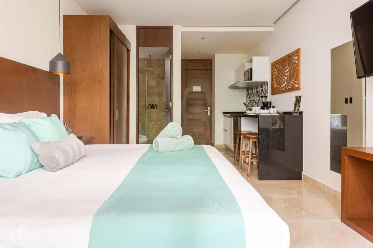 Master With Rooftop Pool And Gym Wifi Free Parking Near Apartamento