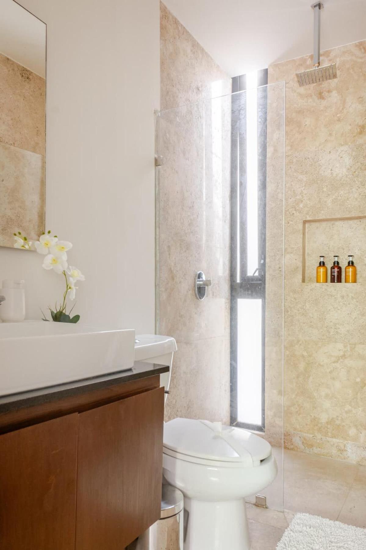 Master With Rooftop Pool And Gym Wifi Free Parking Near Playa del Carmen